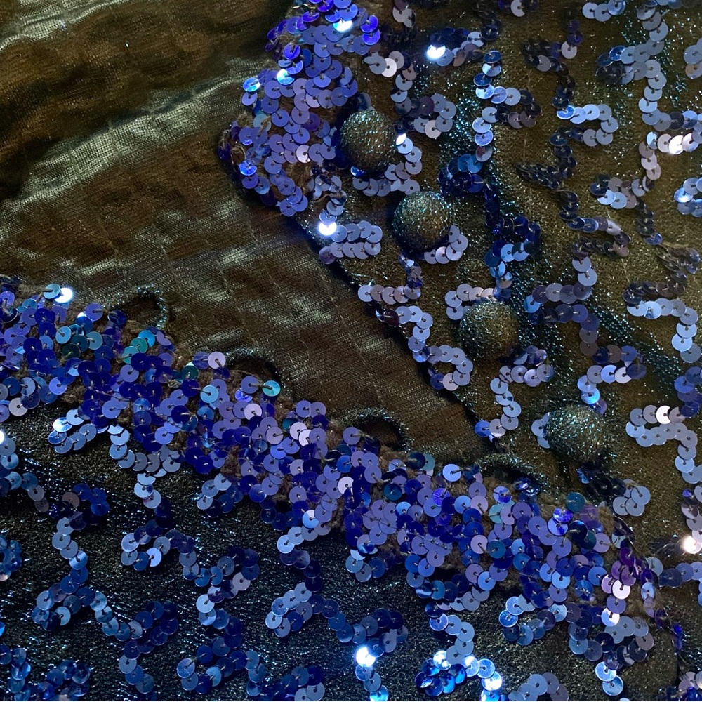 v i n t a g e :: Glamorous Lilli Diamond Surplice Sequin Maxi Dress - Picture 10 of 15